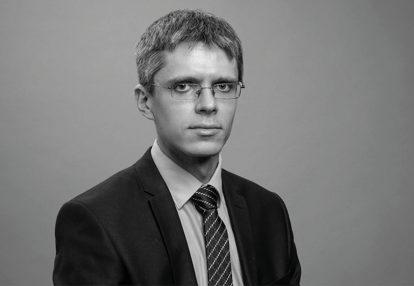 Dr. Viktor Friedmann
