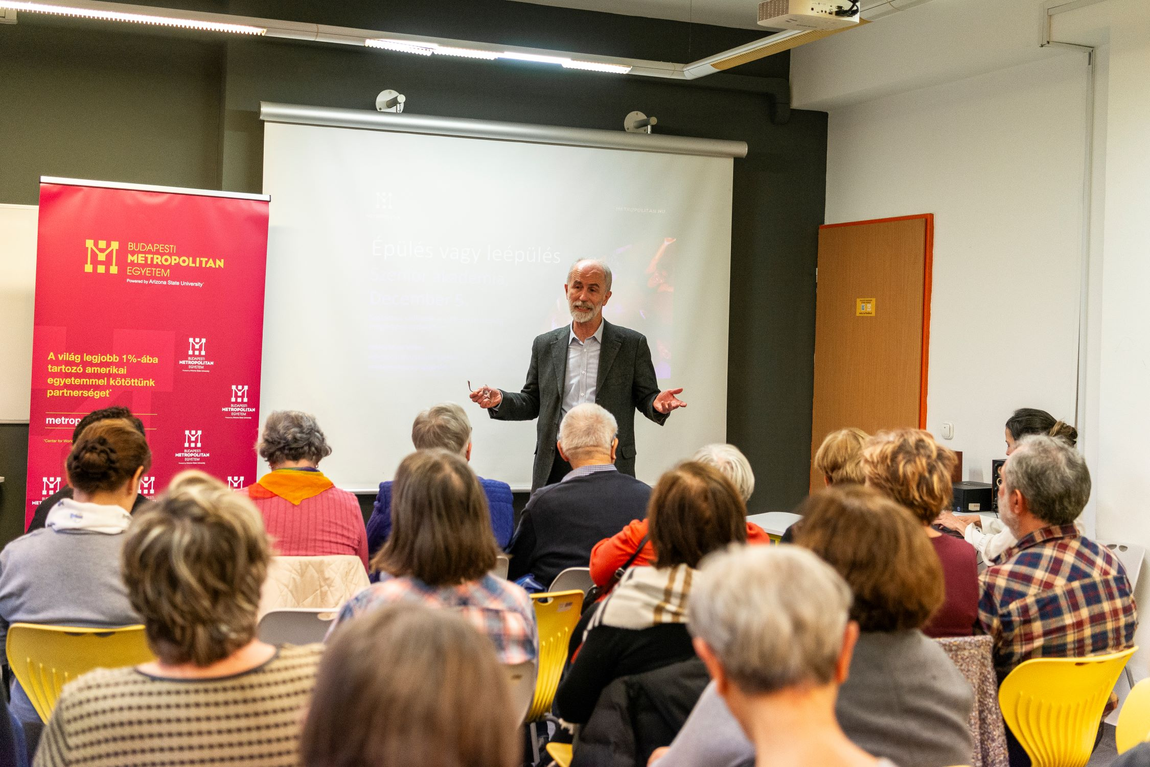 Kovács István Vilmos a Budapesti Metropolitan Egyetem Oktatási Módszertani Igazgatója,  innovációs szakértő előadása / Képet készítette: Mihalik Flóra